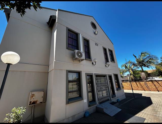 260M² OFFICE TO LET IN RANDJESPARK